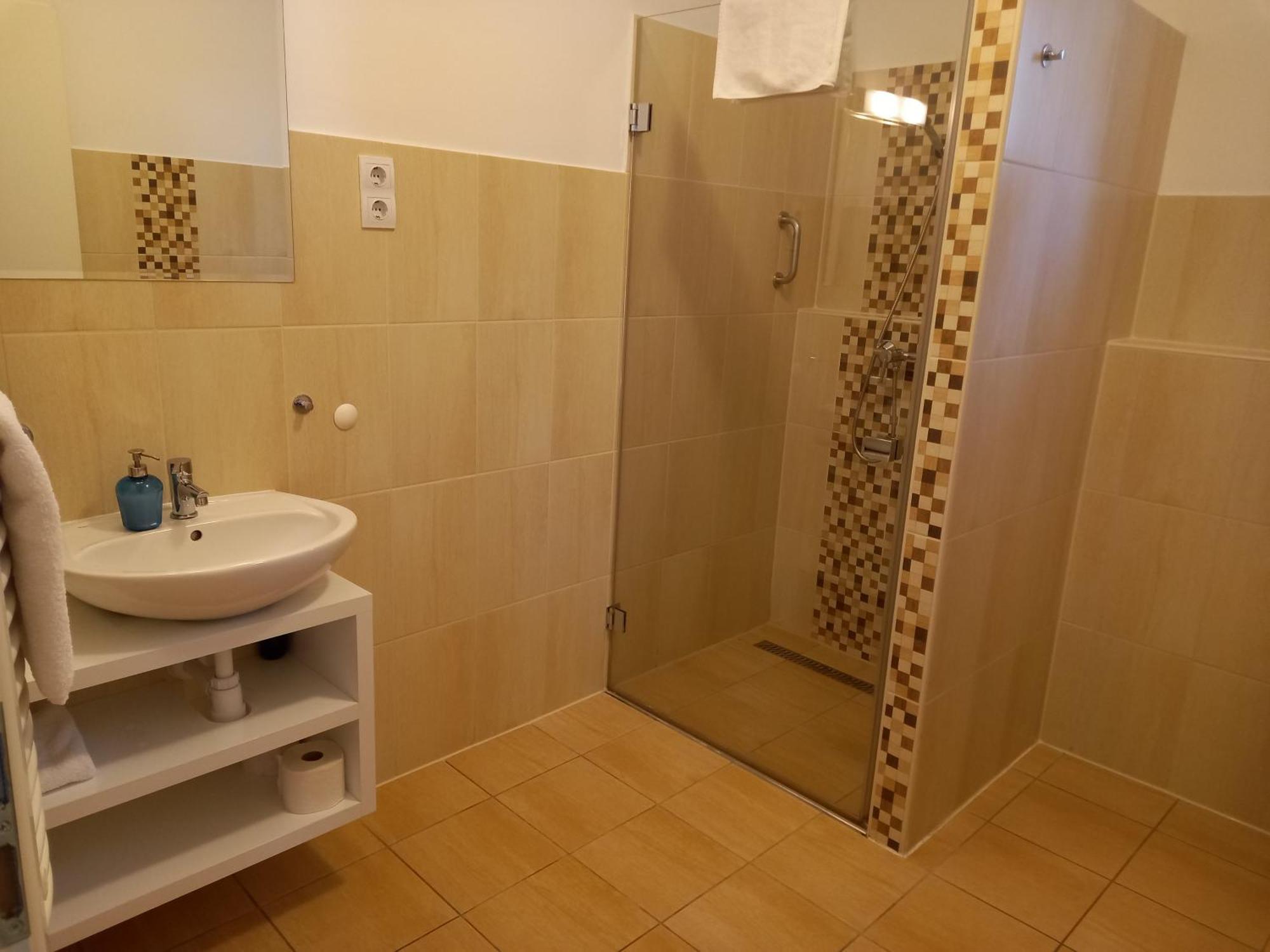 Orchidea Apartman Mosonmagyarovar Exterior photo